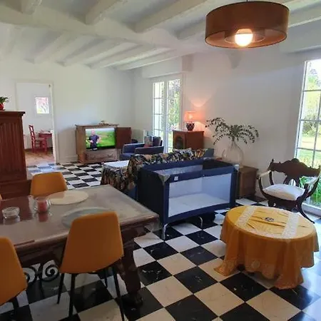 Maison Au Calme Avec Jardin Pres Du Chateau, Foret Et Plage Condette Exterior photo