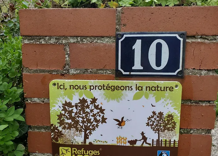 Maison Au Calme Avec Jardin Pres Du Chateau, Foret Et Plage