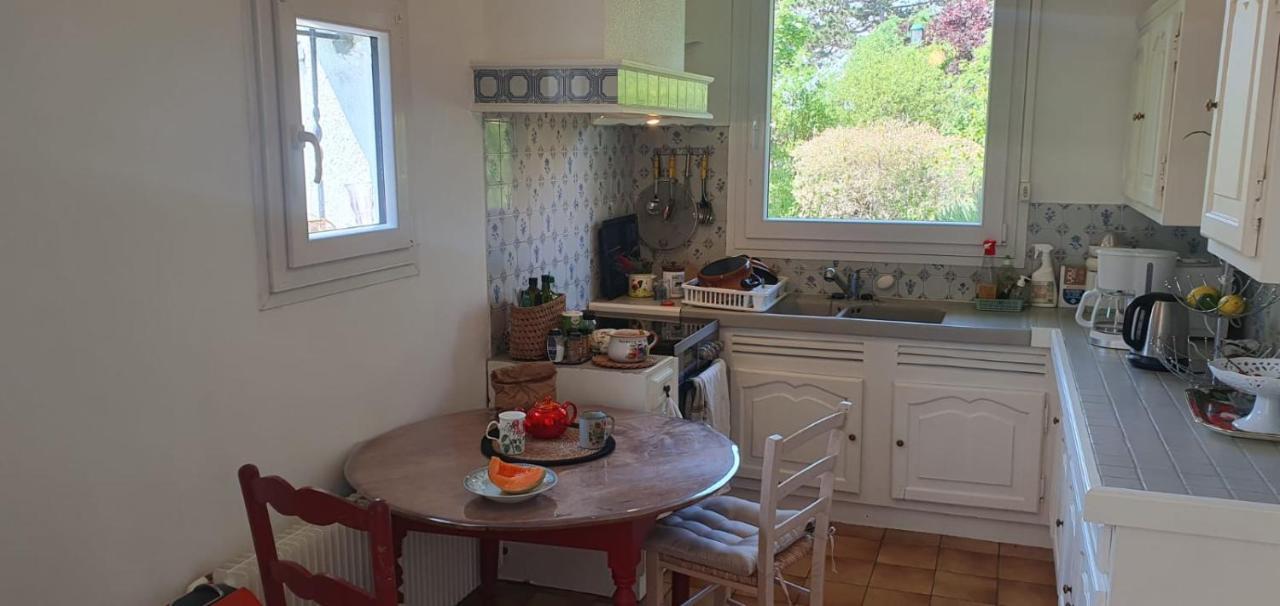 Holiday home Maison Au Calme Avec Jardin Pres Du Chateau, Foret Et
